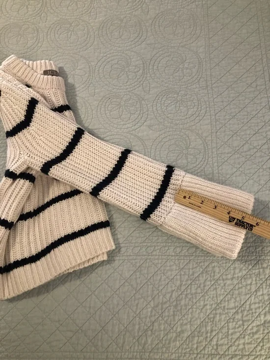 J Crew Heritage Fisherman sweater. Size XS. - Picture 10 of 10